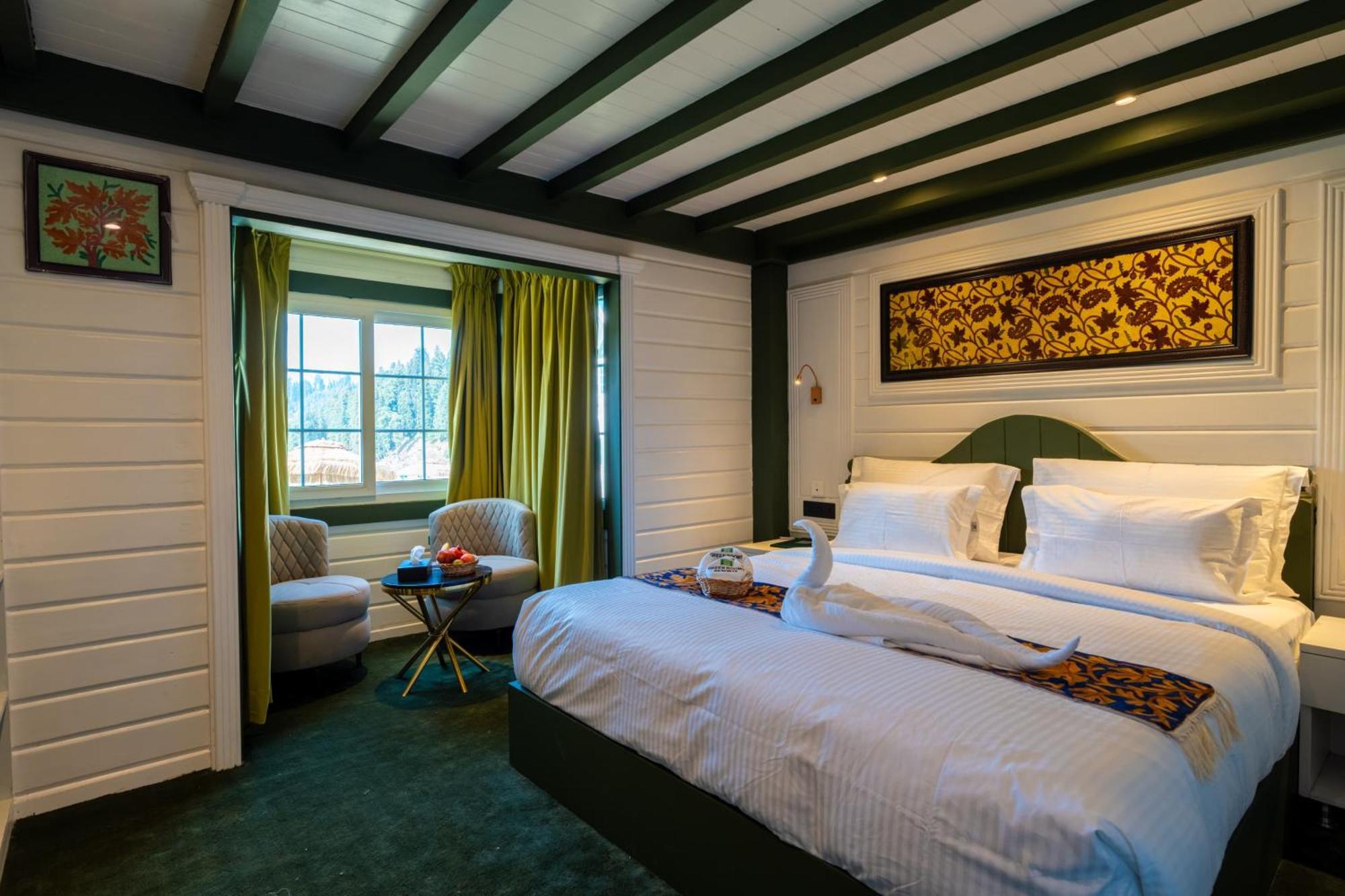 Green Rooms Resort Gulmarg Esterno foto