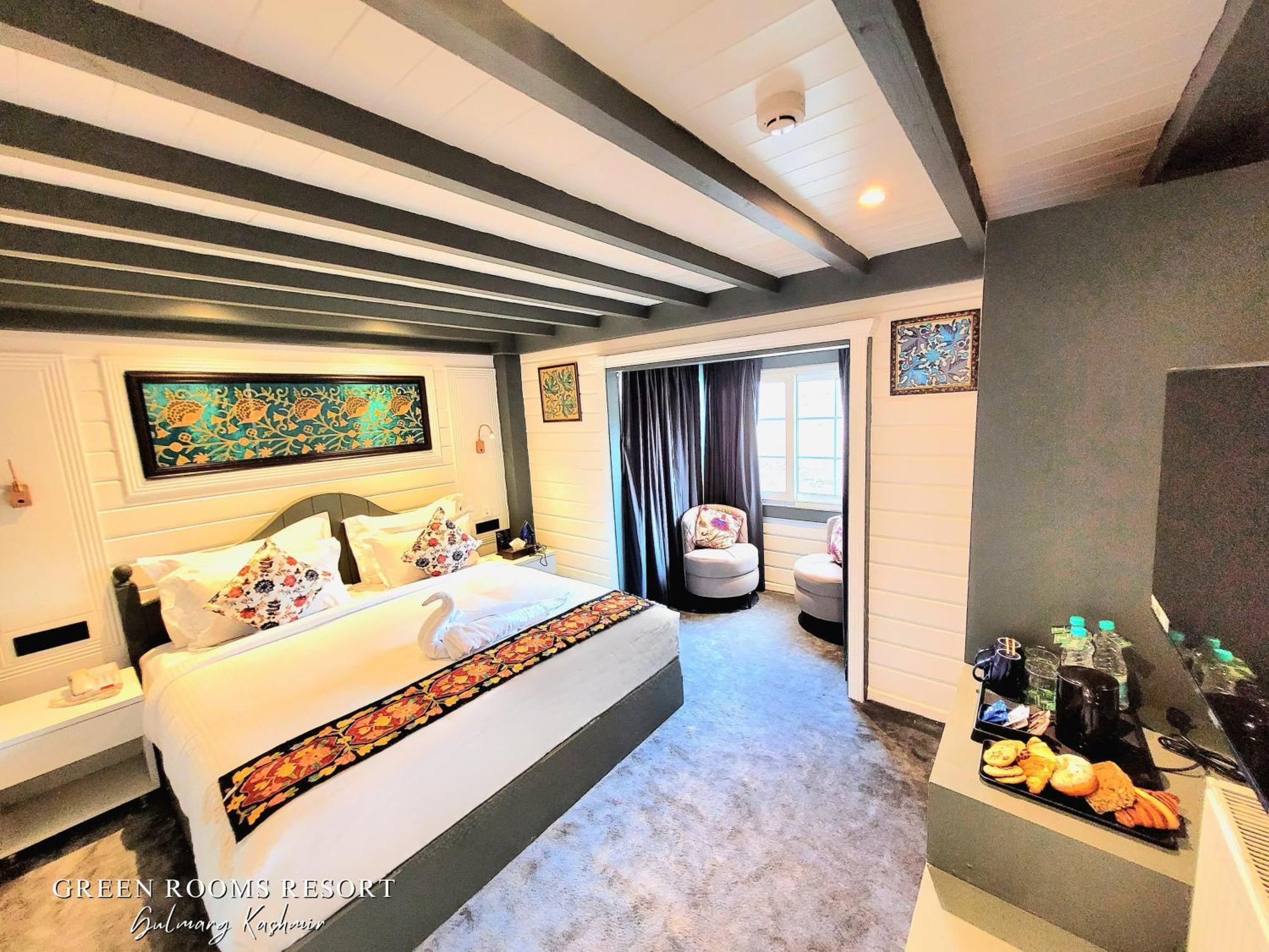 Green Rooms Resort Gulmarg Esterno foto